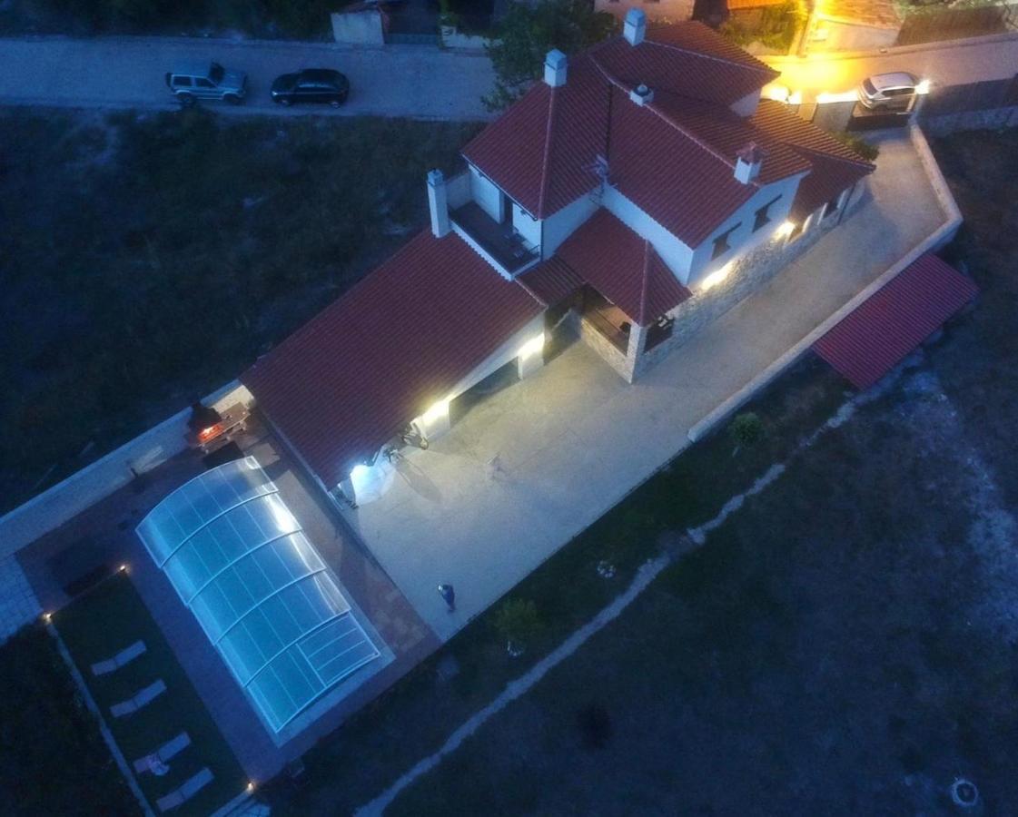 Casa Rural Laguna De Унья Экстерьер фото