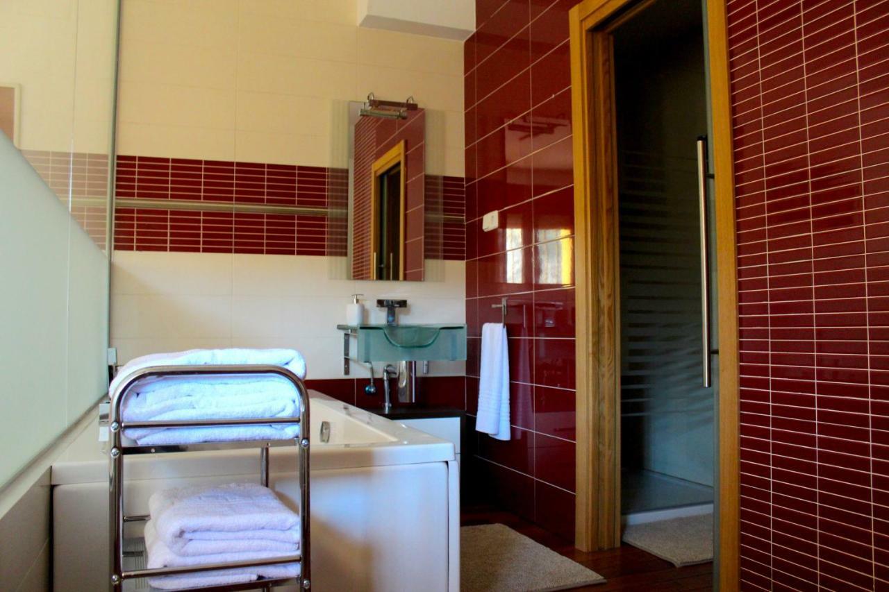 Casa Rural Laguna De Унья Экстерьер фото
