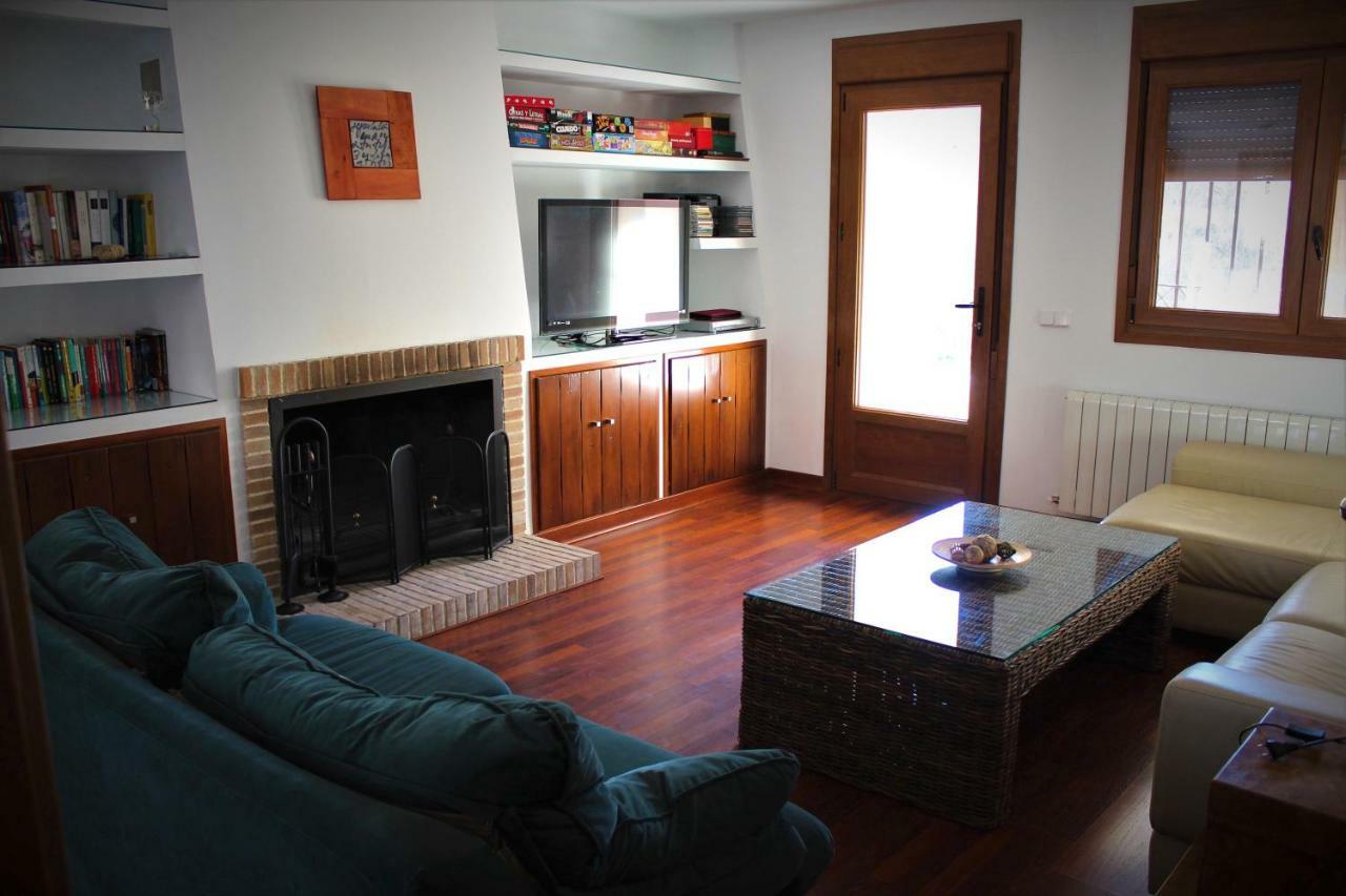 Casa Rural Laguna De Унья Экстерьер фото